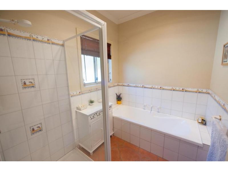 18 Orkney Court, Moama NSW 2731