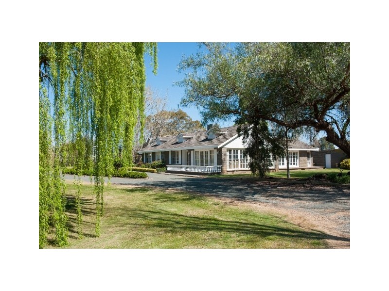 1012 Henderson Road, Tongala VIC 3621
