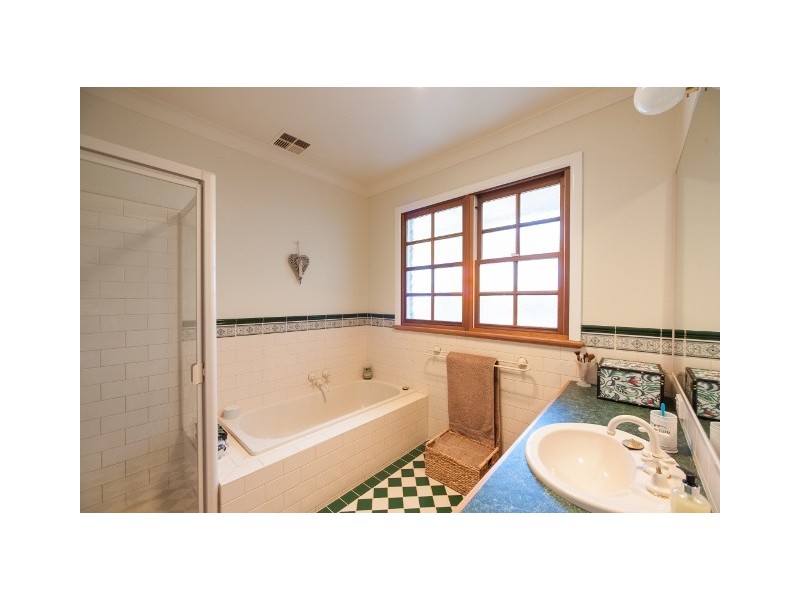 1012 Henderson Road, Tongala VIC 3621