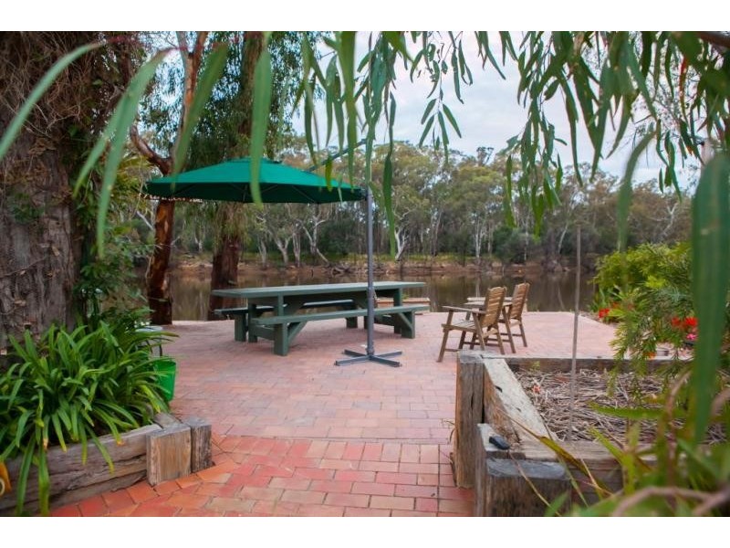 90 Wharparilla Drive, Echuca VIC 3564