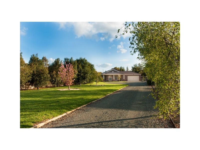 7 Cash Court, Echuca VIC 3564