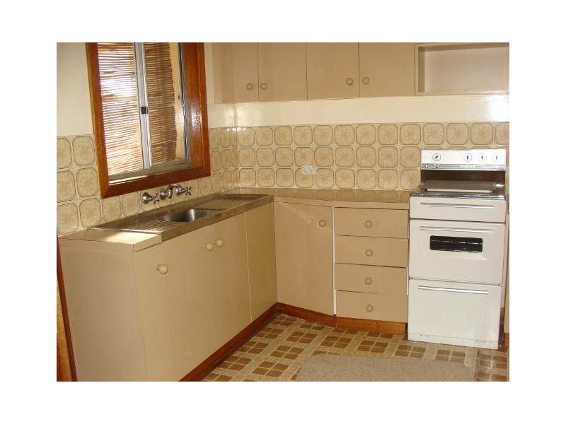 10 Porter Street, Moama NSW 2731