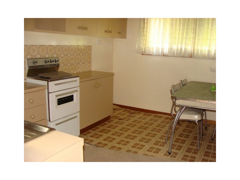 10 Porter Street, Moama NSW 2731