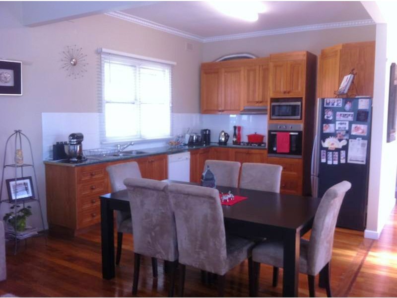 299 Ogilvie Avenue, Echuca VIC 3564