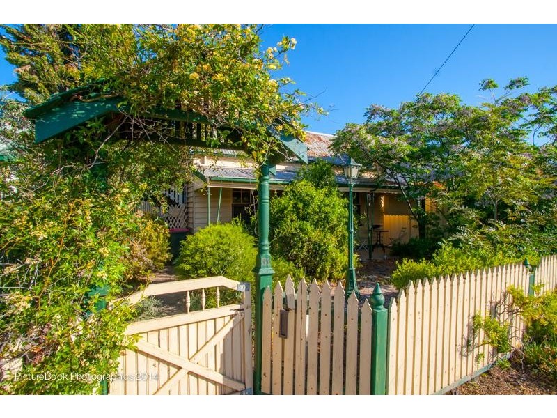 31 Echuca Street, Moama NSW 2731