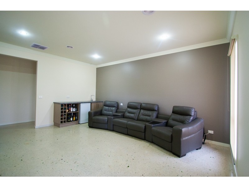 1 Grenache Grove, Moama NSW 2731