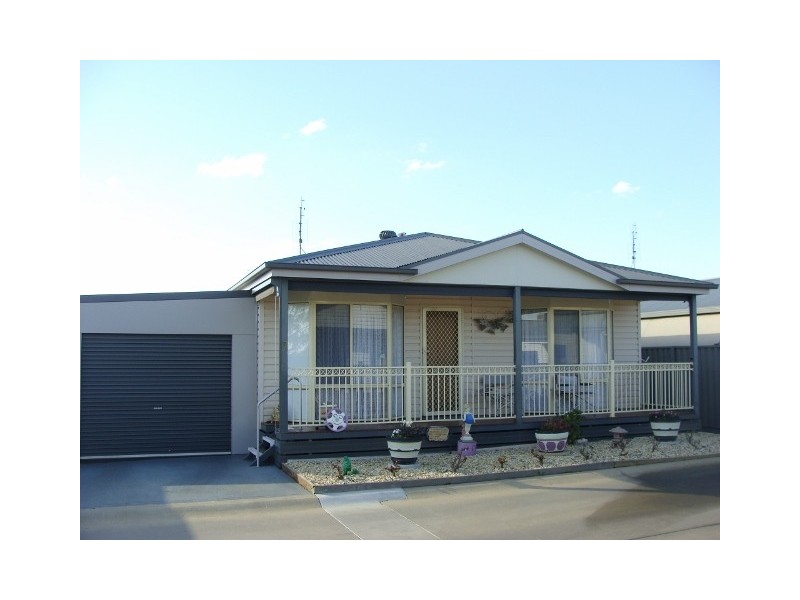 7 Swan Boulevard, Moama NSW 2731