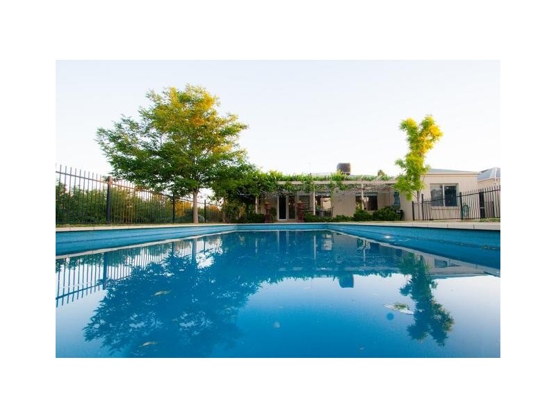 8 Fawkner Court, Echuca VIC 3564