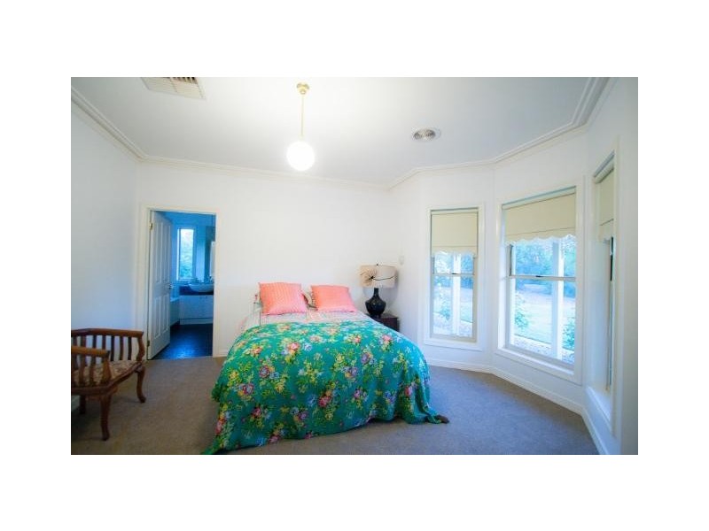 8 Fawkner Court, Echuca VIC 3564