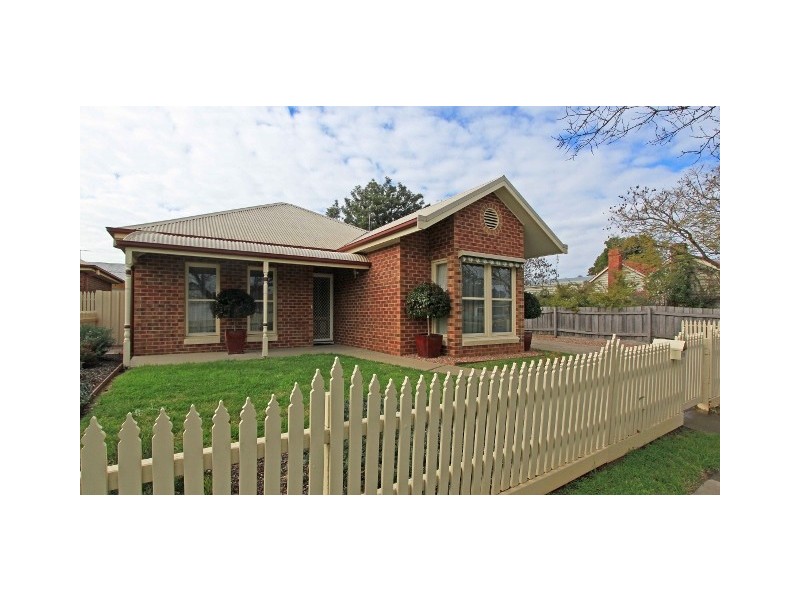 120 Hovell Street, Echuca VIC 3564