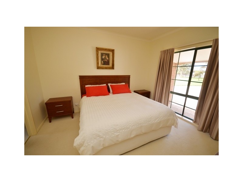 63 Riverview Court, Echuca VIC 3564