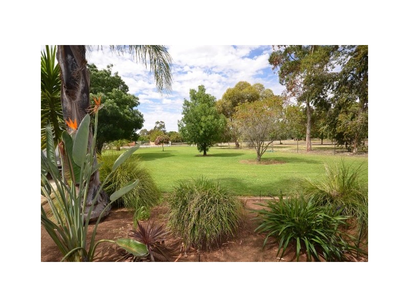 63 Riverview Court, Echuca VIC 3564