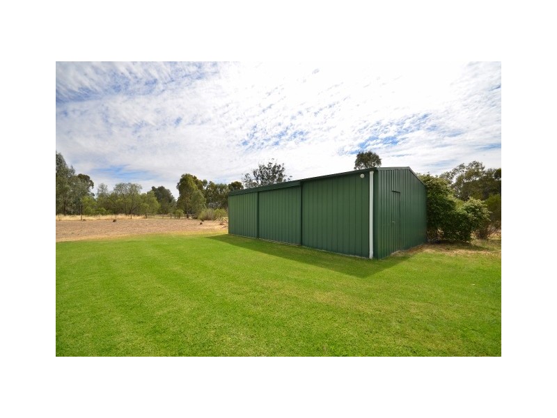 63 Riverview Court, Echuca VIC 3564
