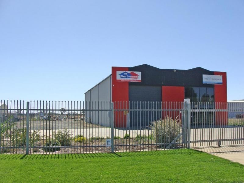 7 Neil Street, Moama NSW 2731
