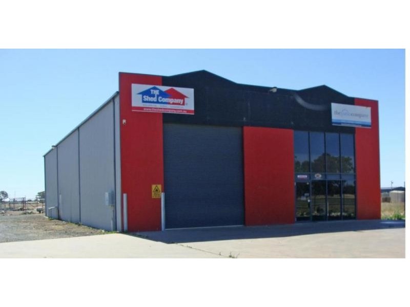 7 Neil Street, Moama NSW 2731