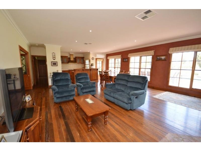 67 Riverview Court, Echuca VIC 3564