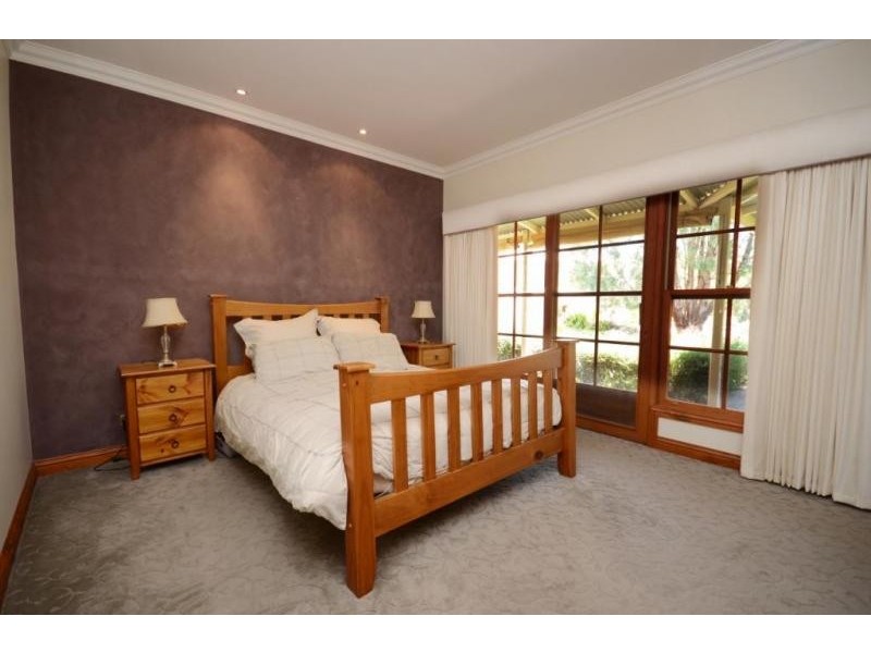 67 Riverview Court, Echuca VIC 3564