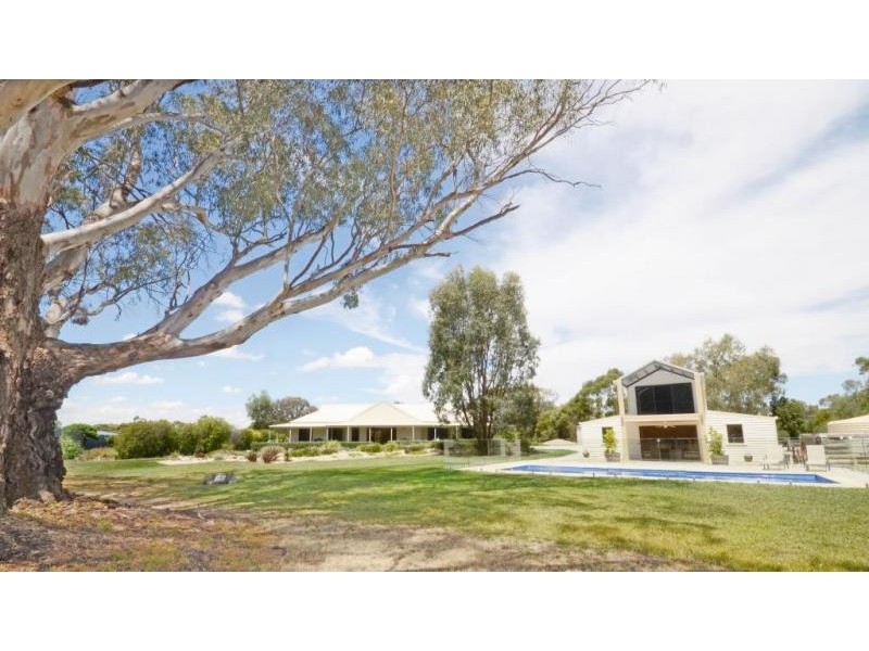 67 Riverview Court, Echuca VIC 3564