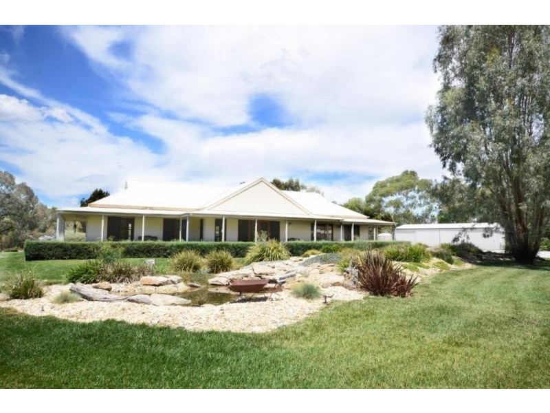 67 Riverview Court, Echuca VIC 3564