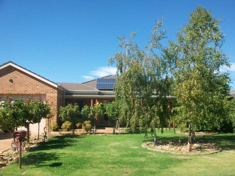 28 Kingfisher Drive West, Moama NSW 2731