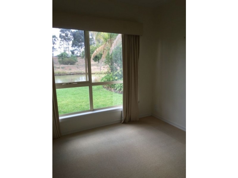 28 Kingfisher Drive West, Moama NSW 2731