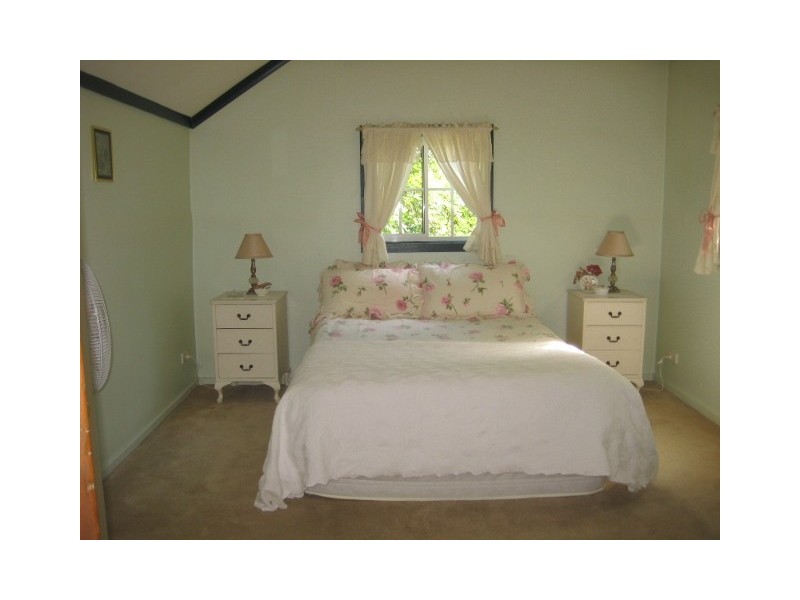 121 Hovell Street, Echuca VIC 3564