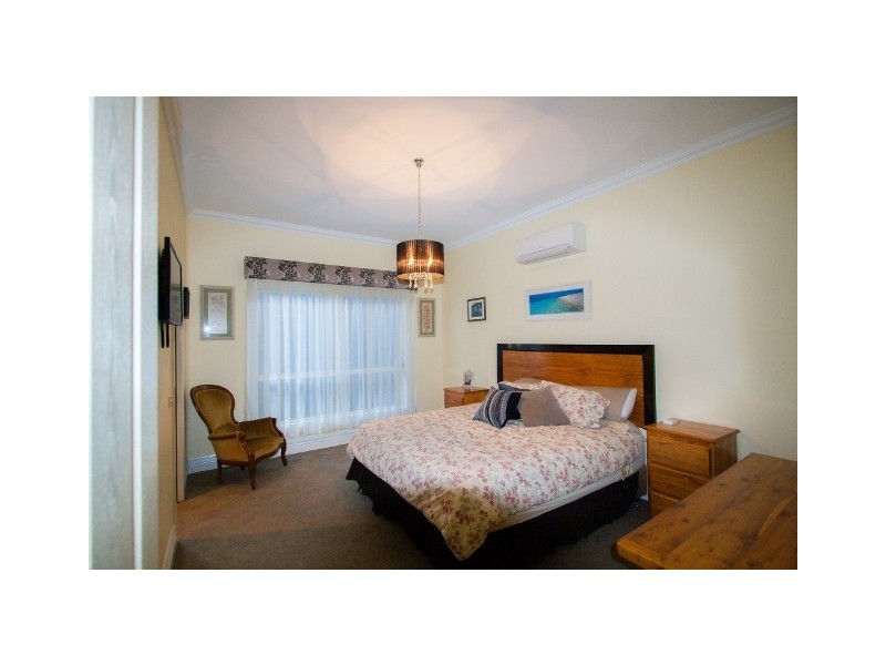 72 Eyre Street, Echuca VIC 3564