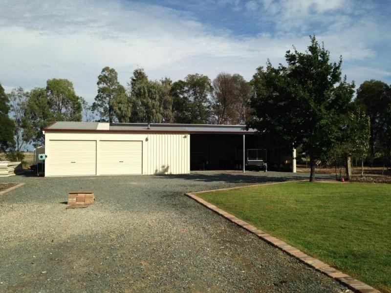 17 Wharparilla Drive, Echuca VIC 3564