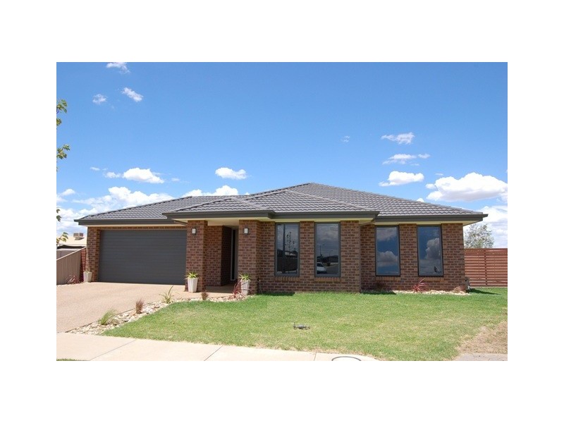 10 Howell Drive, Echuca VIC 3564