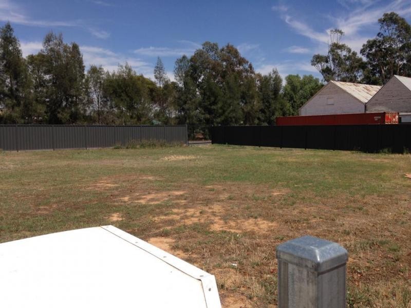 21-23 a Livingstone Street, Mathoura NSW 2710