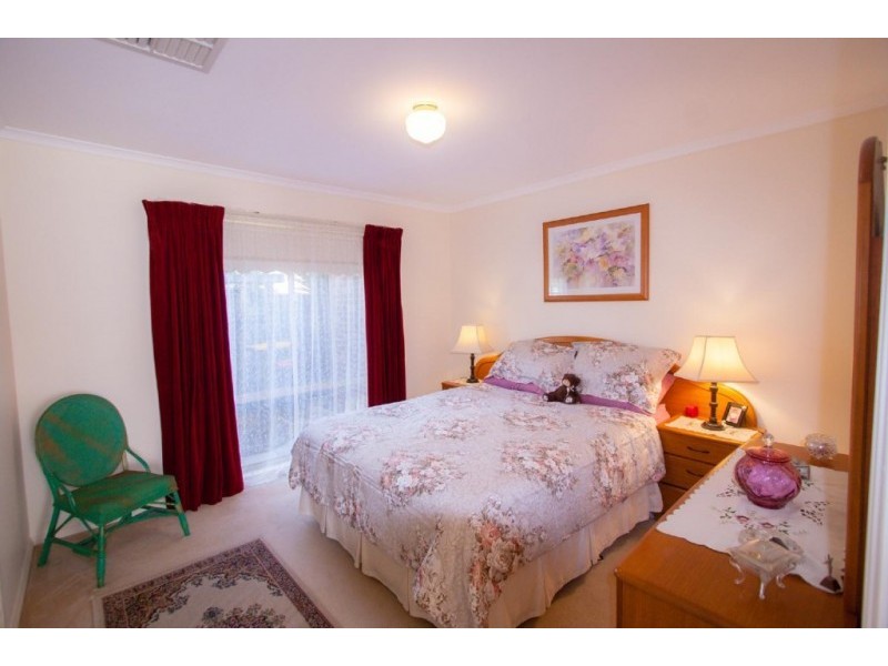 8 Caroline Court, Echuca VIC 3564