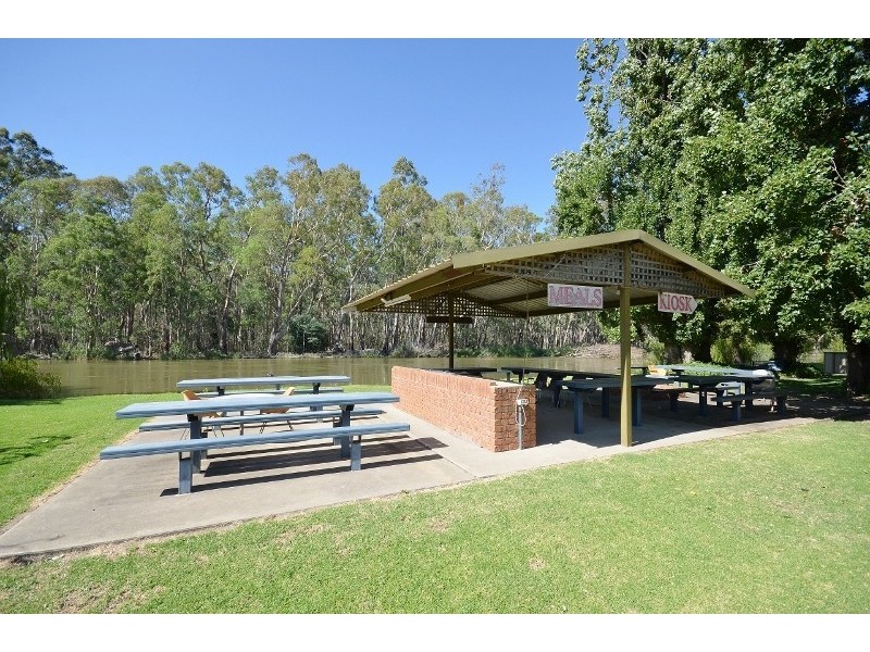 1b Picnic Point Road, Echuca VIC 3564