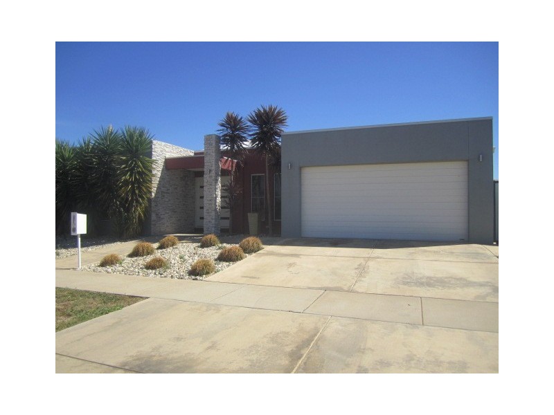 30 James Street, Echuca VIC 3564
