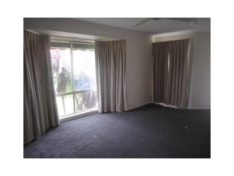 8 Stromness Court, Moama NSW 2731