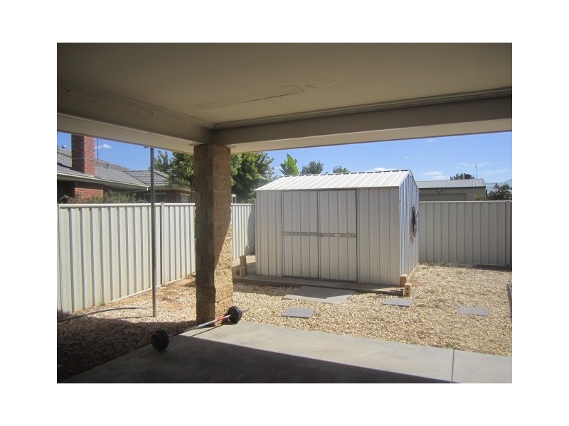 8 Stromness Court, Moama NSW 2731