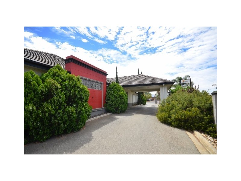 222-226 Ogilvie Avenue, Echuca VIC 3564