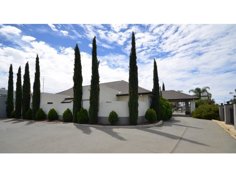 222-226a Ogilvie Avenue, Echuca VIC 3564
