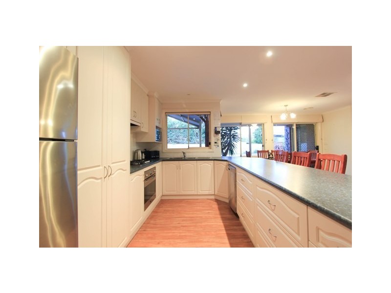 4 Stromness Court, Moama NSW 2731