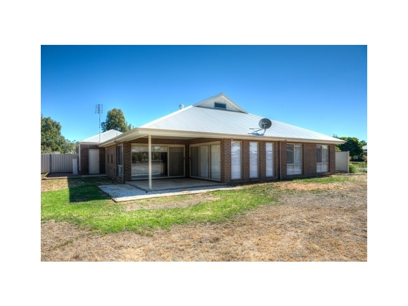 12 Winbi Lane, Moama NSW 2731