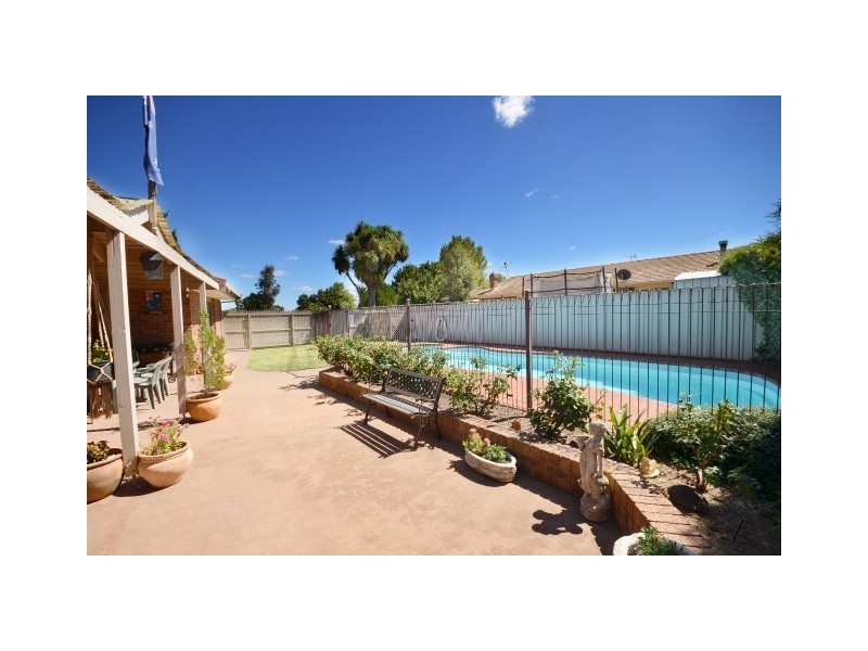 2 Tyro Court, Moama NSW 2731