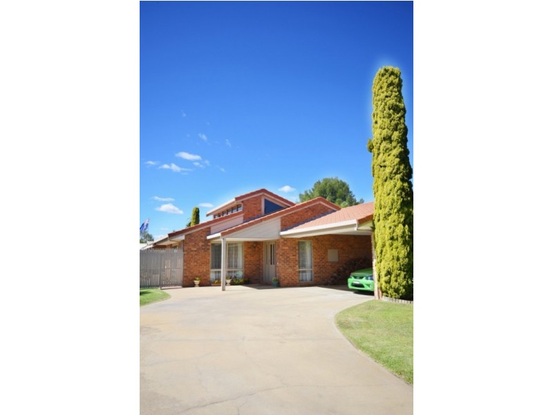 2 Tyro Court, Moama NSW 2731