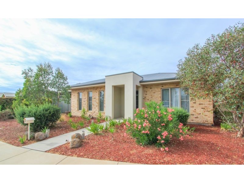 11B Brenton Avenue, Echuca VIC 3564