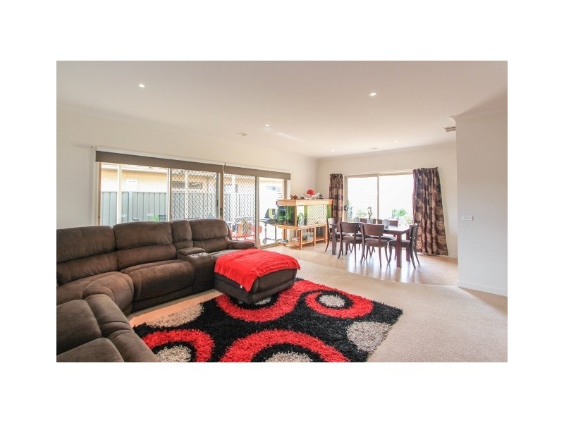 11B Brenton Avenue, Echuca VIC 3564