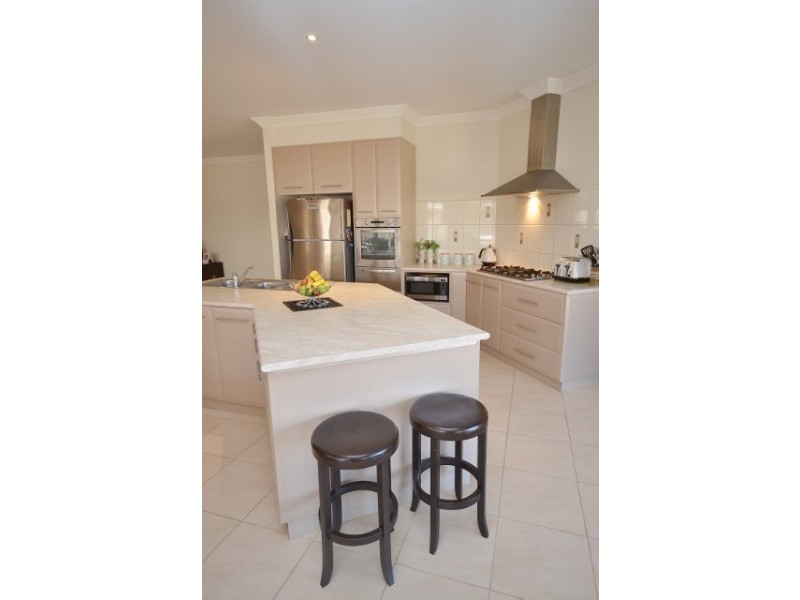 9 Kingfisher Drive West, Moama NSW 2731