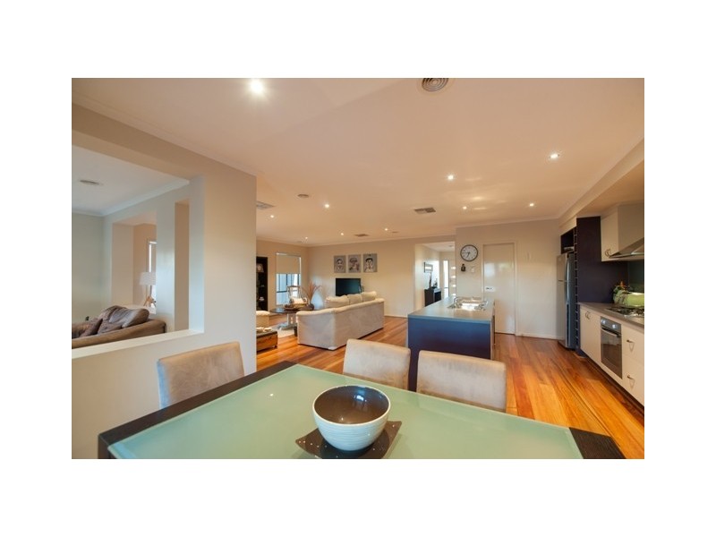 9 Kinross Court, Moama NSW 2731