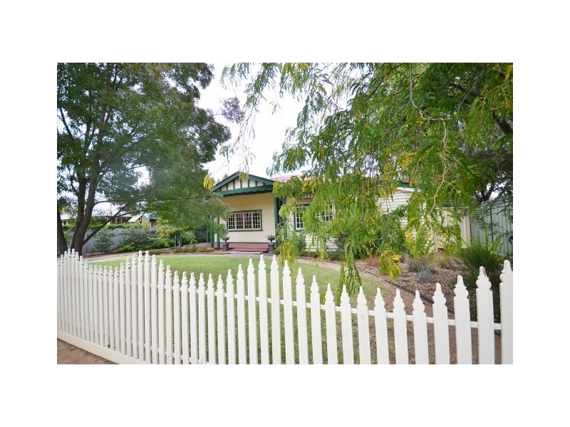 68 Hopwood Street, Echuca VIC 3564