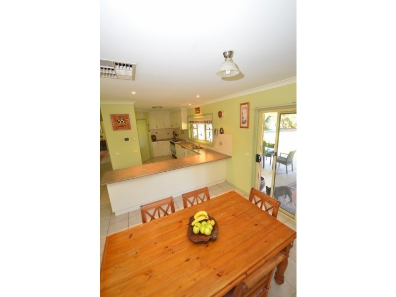 32 Murray Drive, Echuca VIC 3564