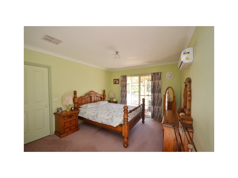 32 Murray Drive, Echuca VIC 3564