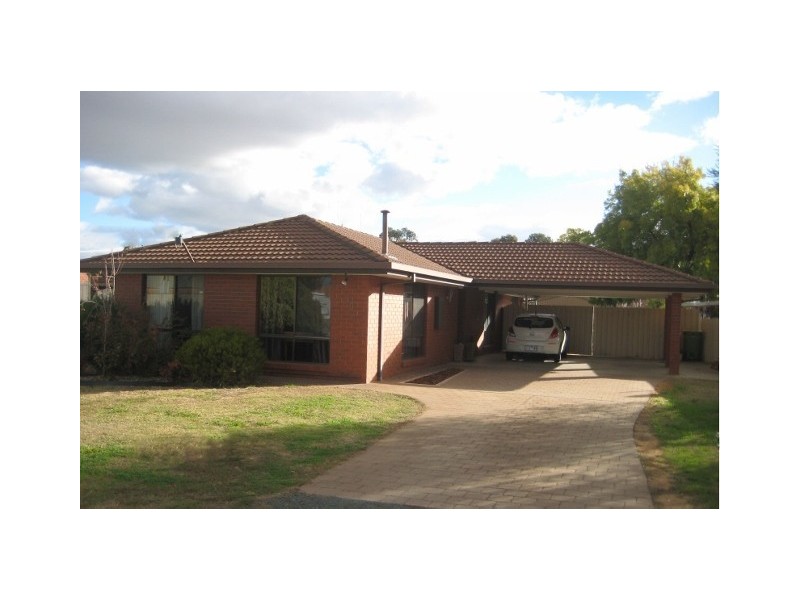 49 Bowen Street, Echuca VIC 3564