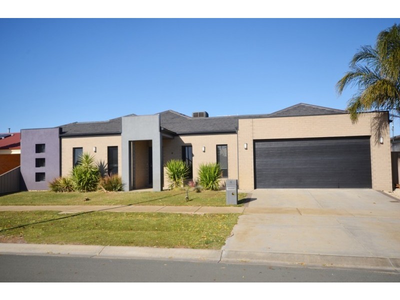 4 McLachlan Road, Echuca VIC 3564